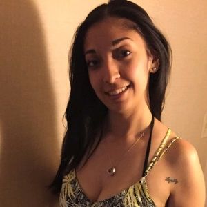 Meet your Posher, Jessica